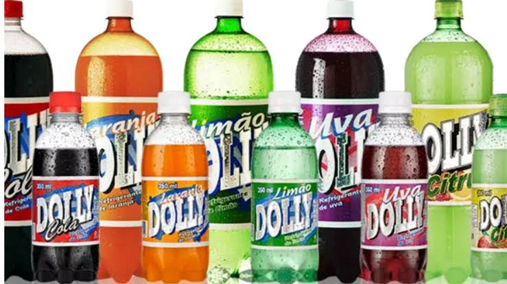 Garrafas de refrigerante do Grupo Dolly